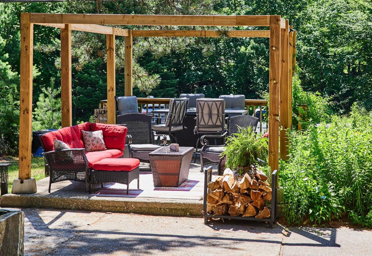 3 Pines Lodge Muskoka Хантсвилл Экстерьер фото