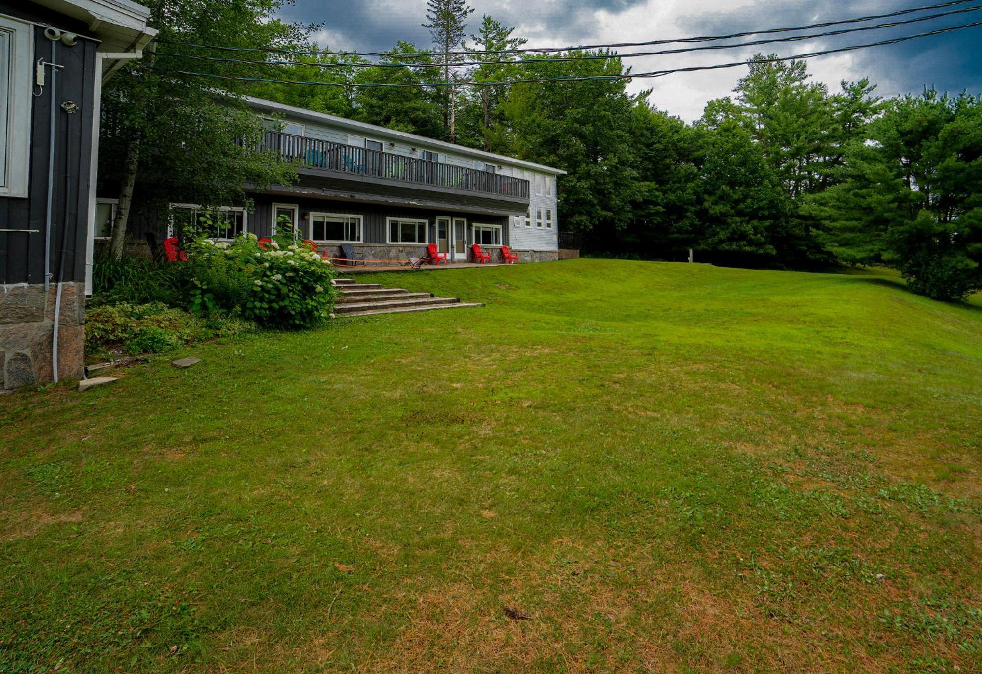 3 Pines Lodge Muskoka Хантсвилл Экстерьер фото